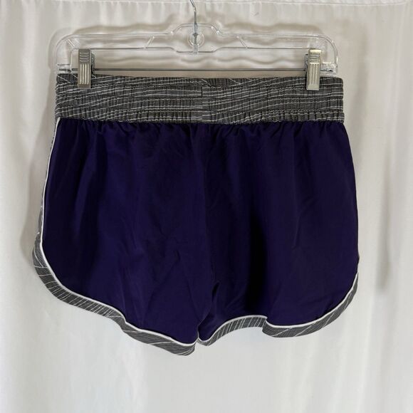 Under Armour Shorts Women's Medium Purple Title Boxing Semi Fitted Elastic Waist - Picture 7 of 8